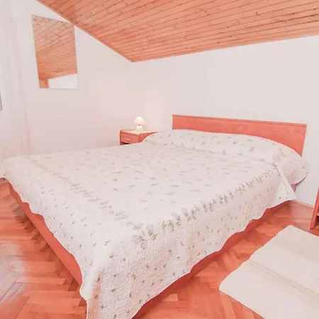 In 14985b Lägenhet Mali Lošinj